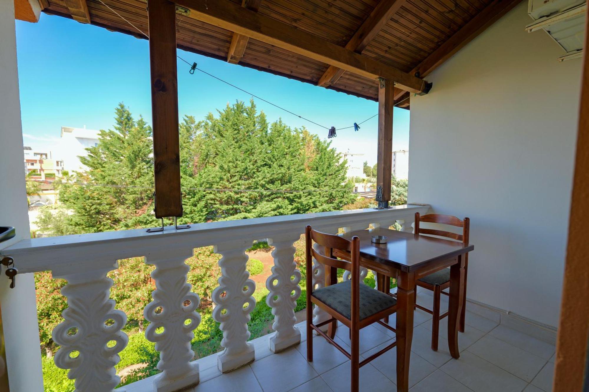 Hotel En Ad Ksamil Exterior photo