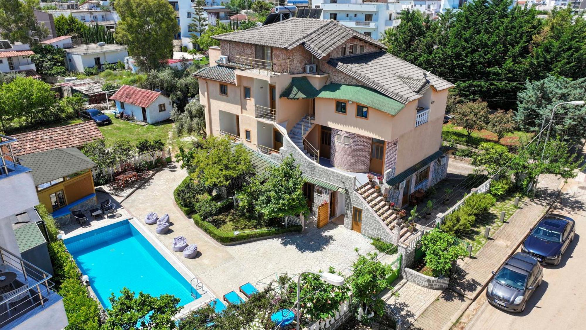 Hotel En Ad Ksamil Exterior photo